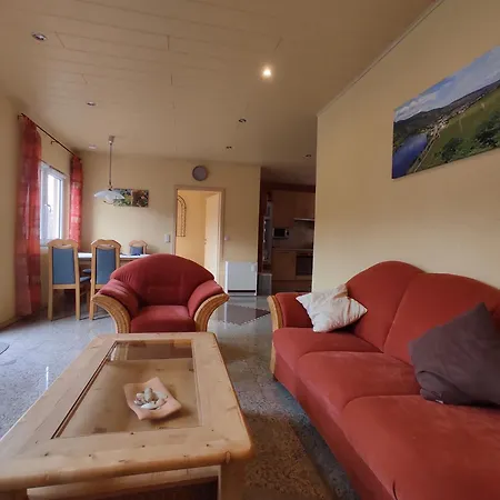 Moselferienweingut Schaefer Apartment Wintrich Room photo
