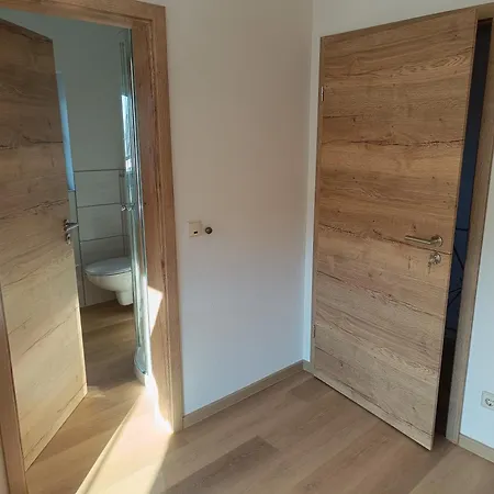Moselferienweingut Schaefer Apartment Wintrich Room photo
